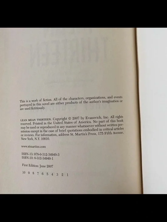 Hardcover Book ~ Lean Mean Thirteen By: Janet Evanovich - Picture 7 of 7